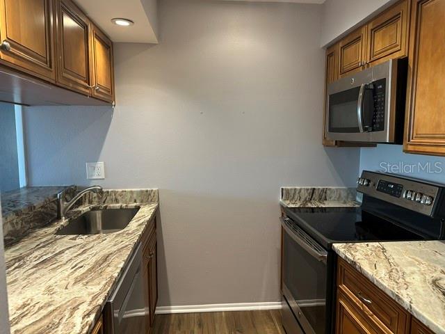 2597 Countryside Blvd #211 Property Photo 8