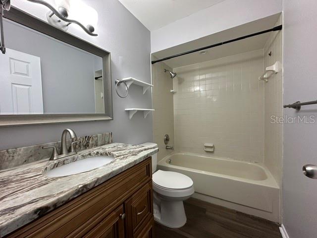 2597 Countryside Blvd #211 Property Photo 20