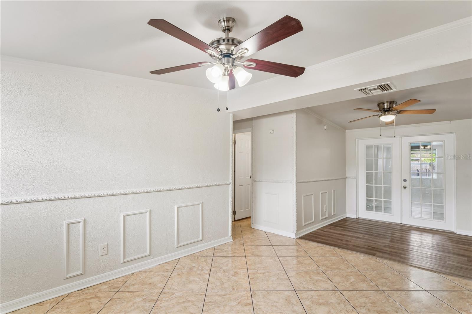 6819 Tuttle St Property Photo 3