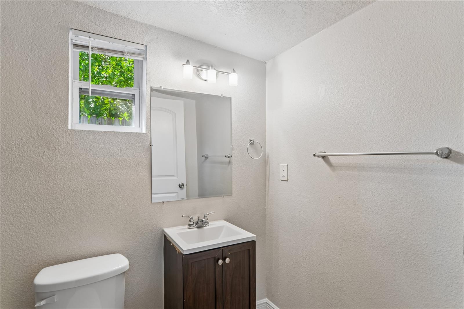 6819 Tuttle St Property Photo 13