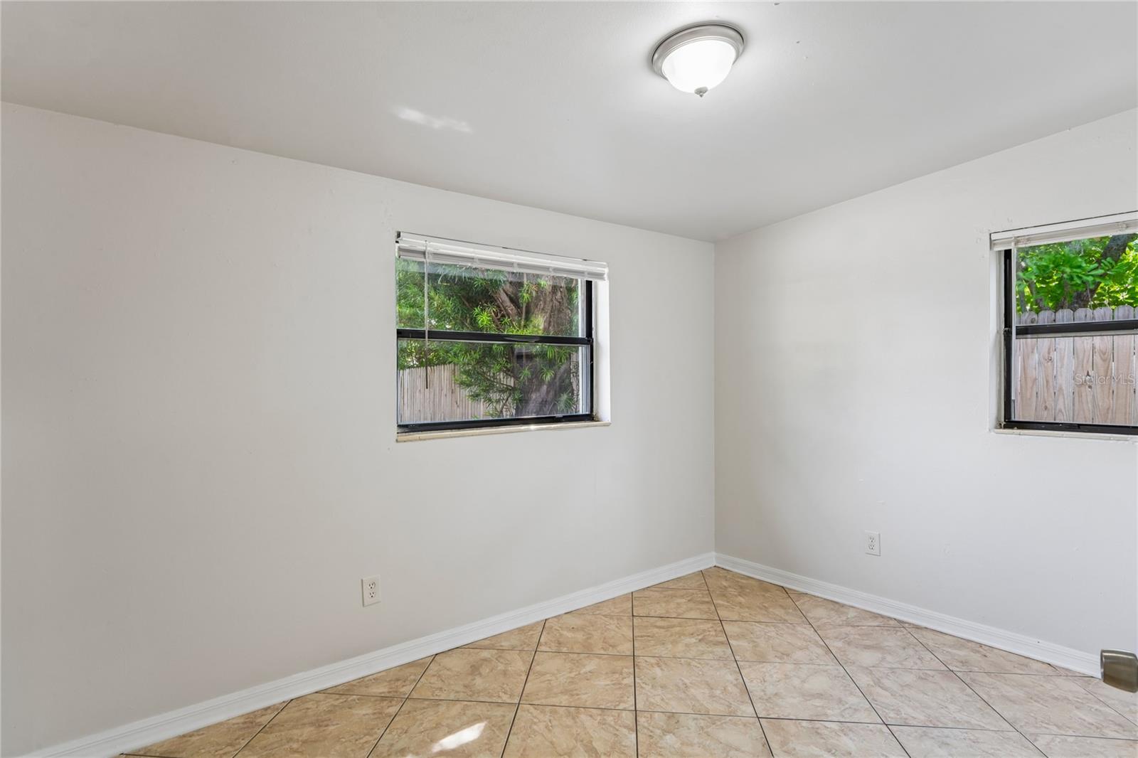 6819 Tuttle St Property Photo 15