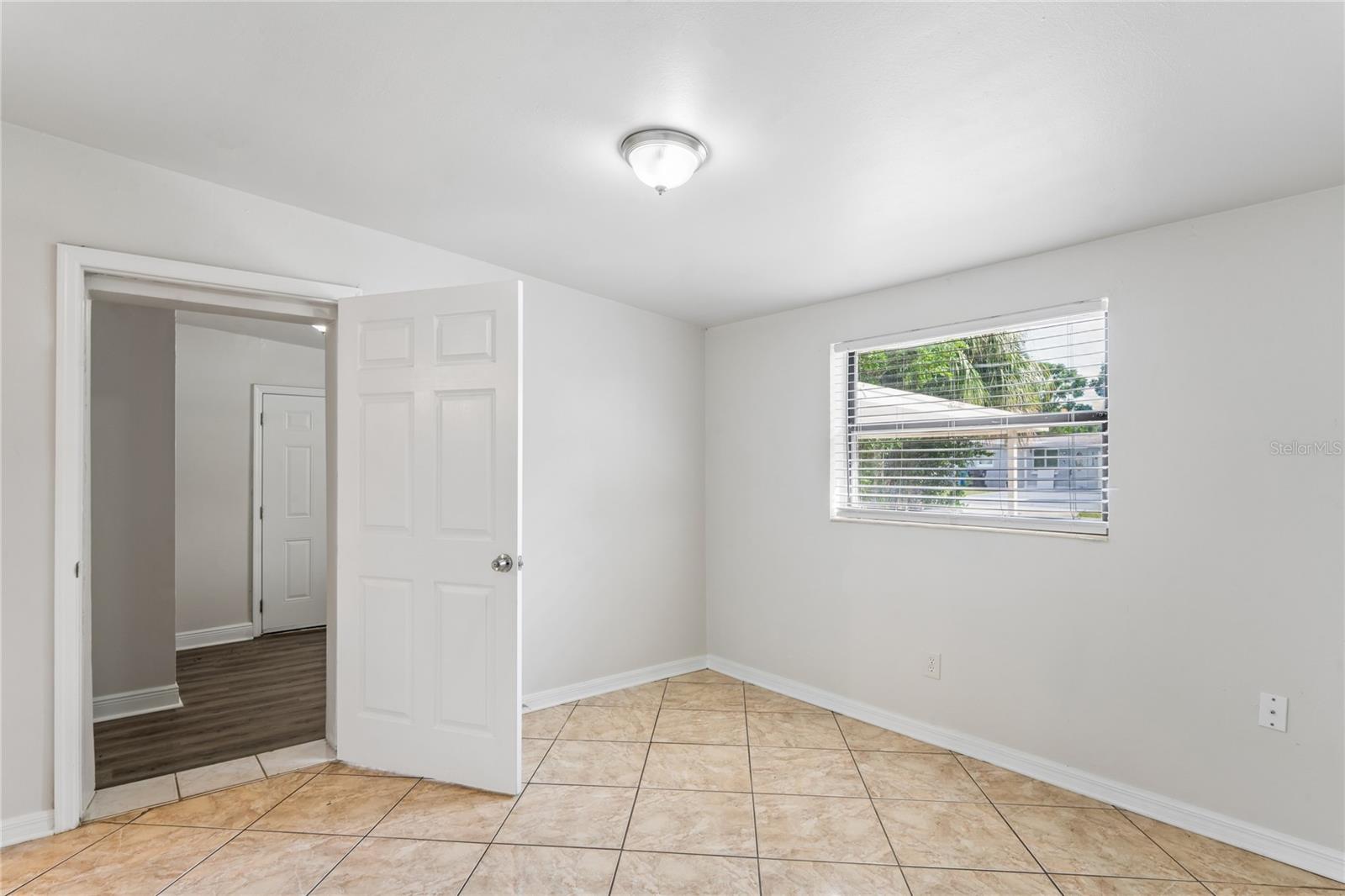 6819 Tuttle St Property Photo 18