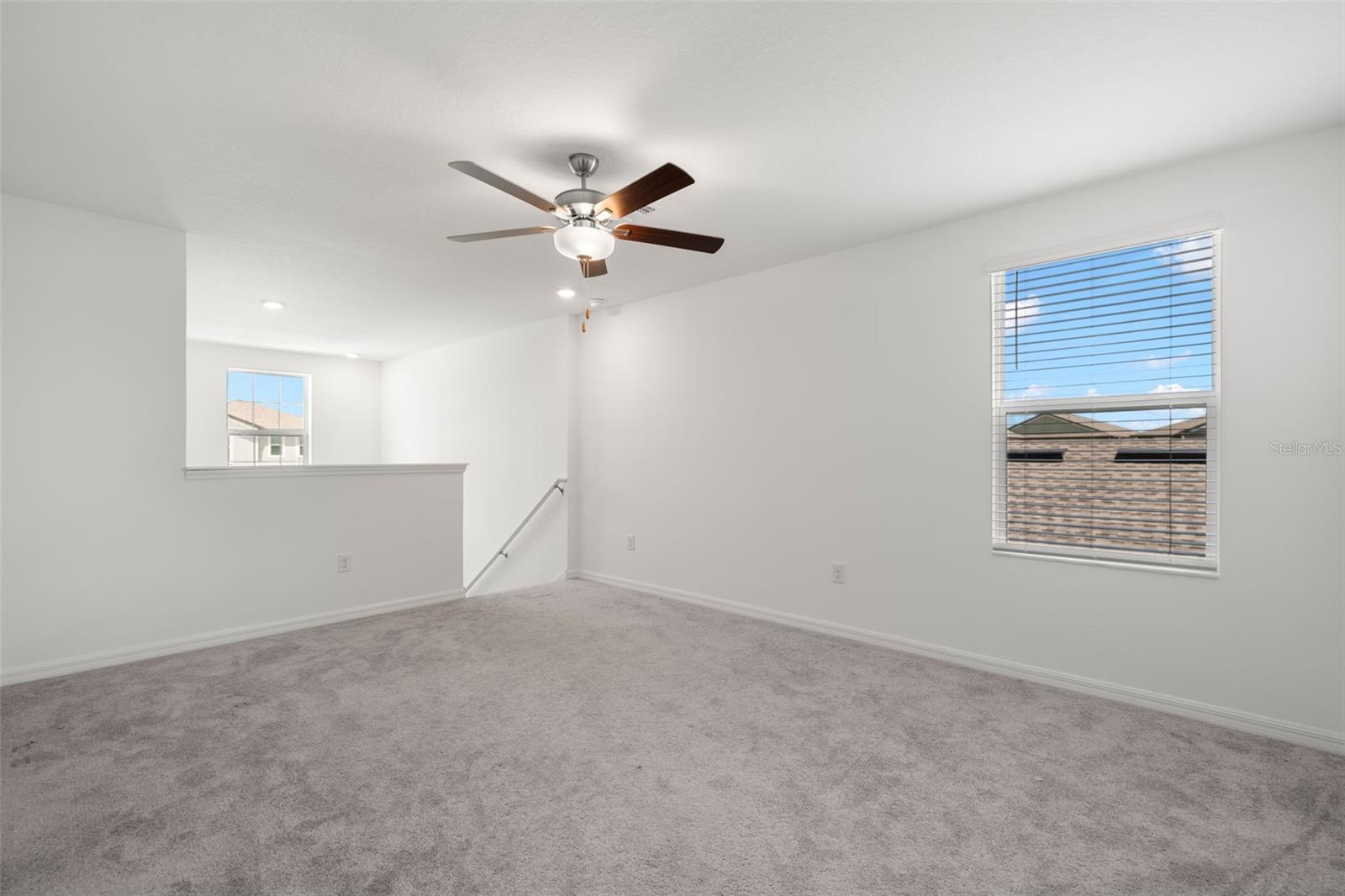2562 Leonia Ln Property Photo 19