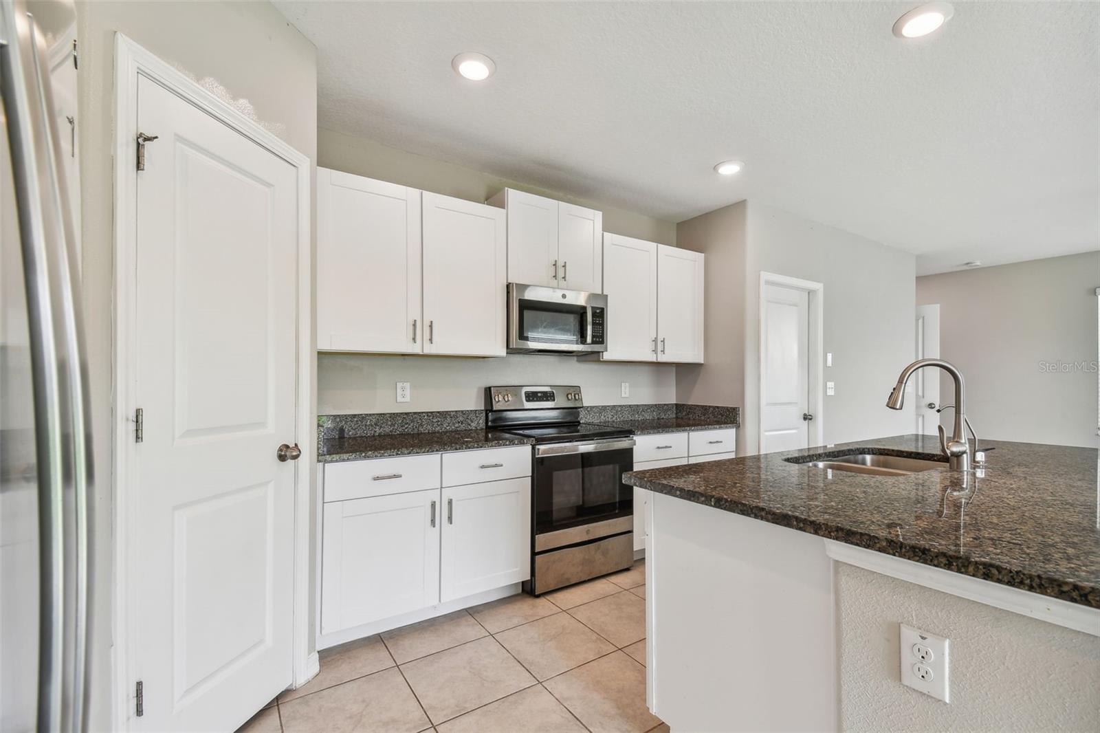 31288 Barrel Wave Way Property Photo 11
