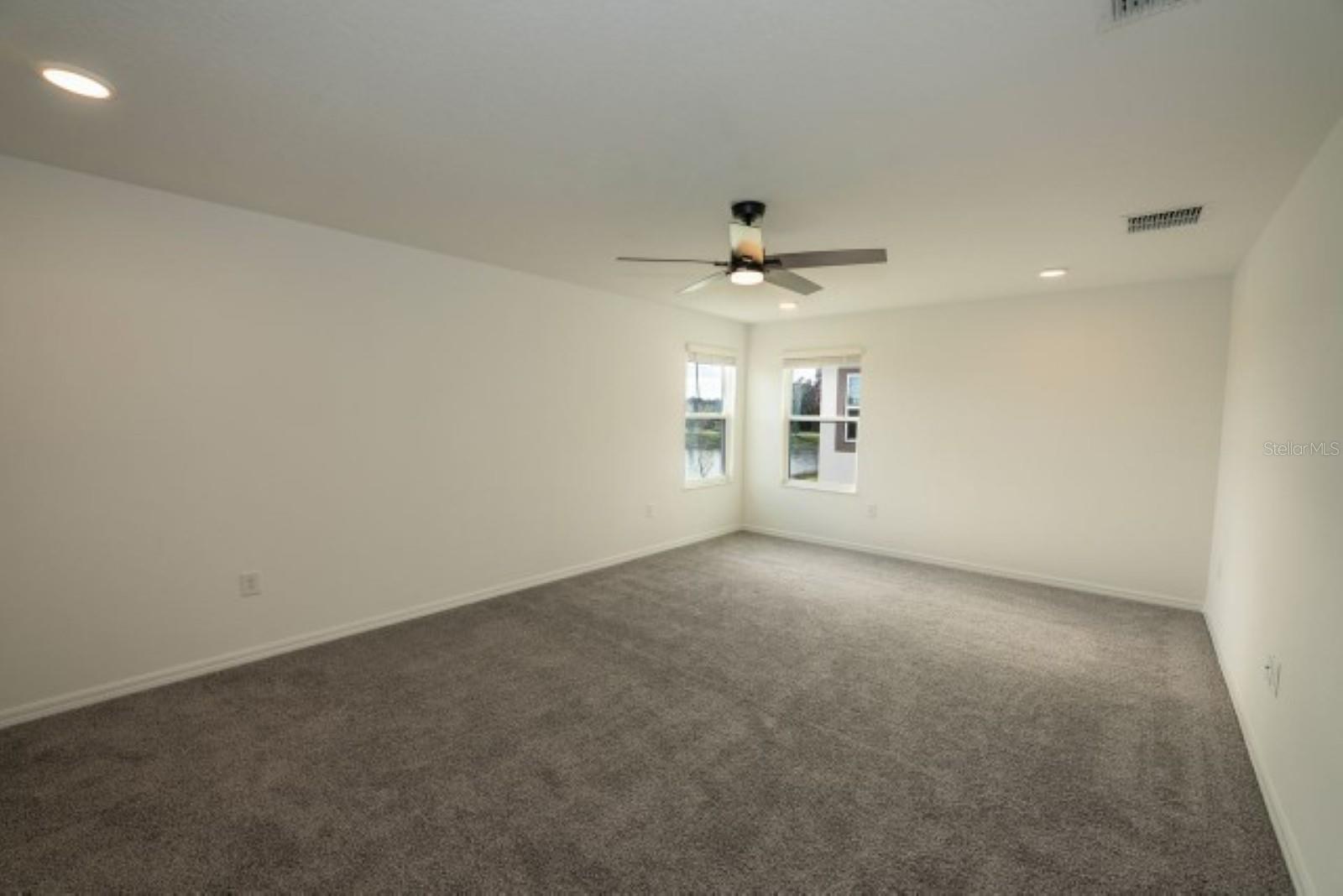 10715 New Morning Dr Property Photo 24