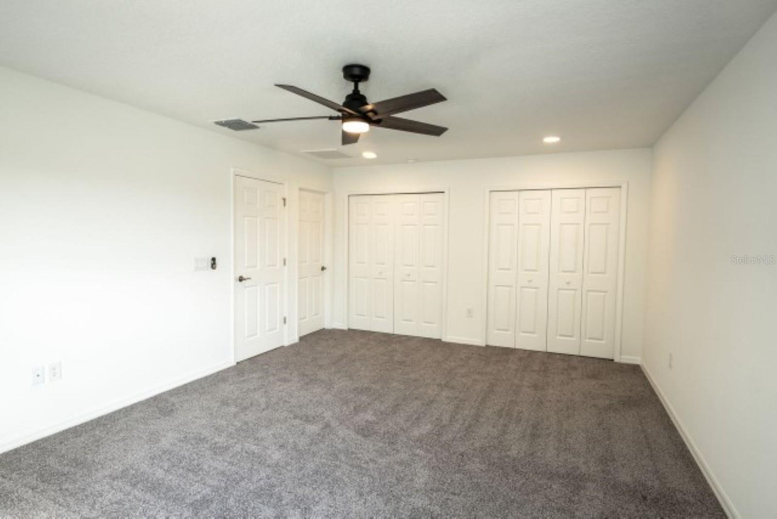10715 New Morning Dr Property Photo 25