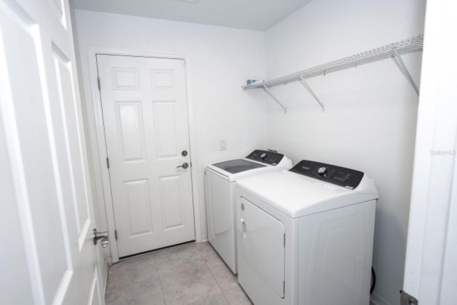 10715 New Morning Dr Property Photo 33