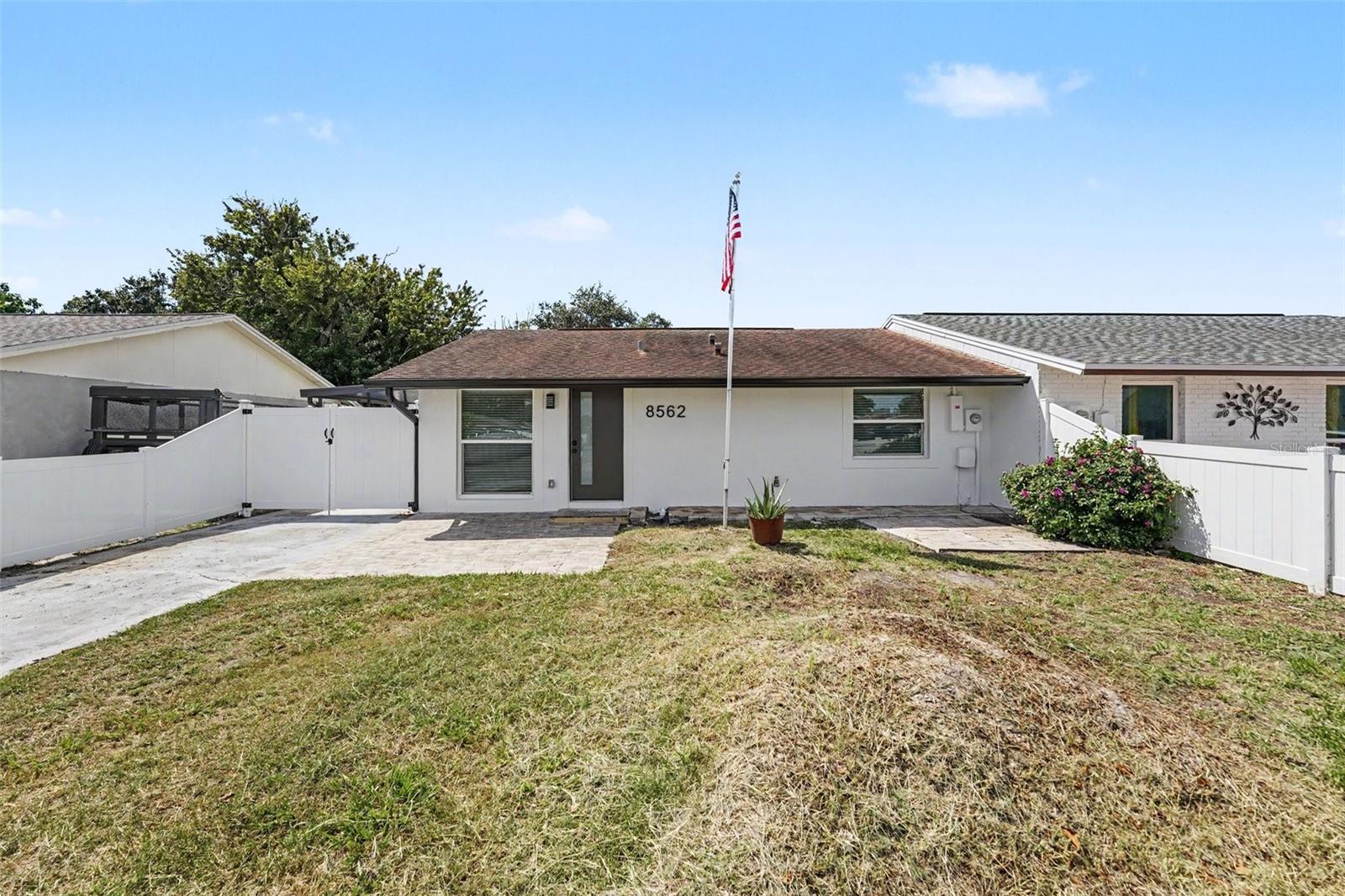 8562 Briar Grove Cir Property Photo 1