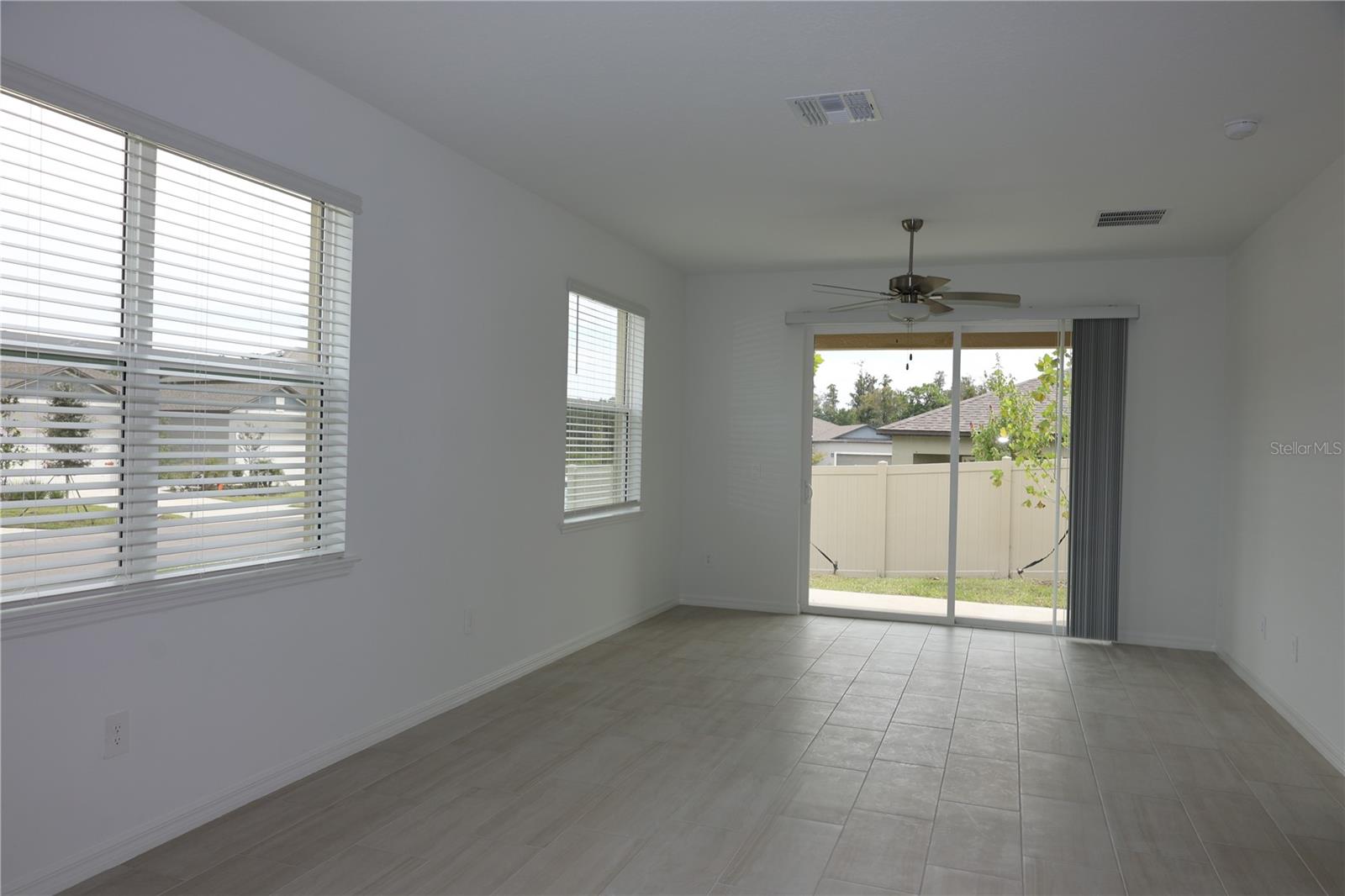 9948 Dancing Goat Pl Property Photo 3