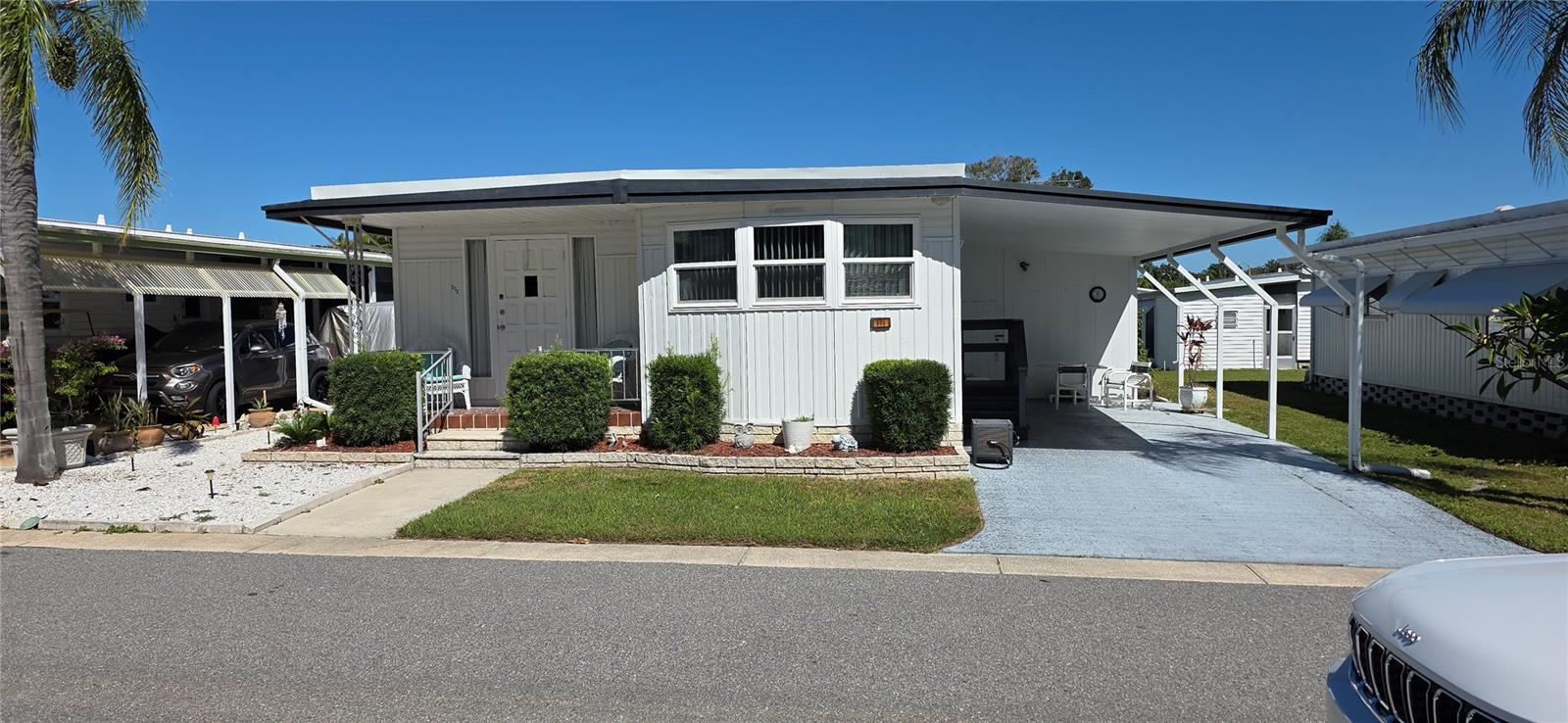 2331 BELLEAIR RD #806 Property Photo 1