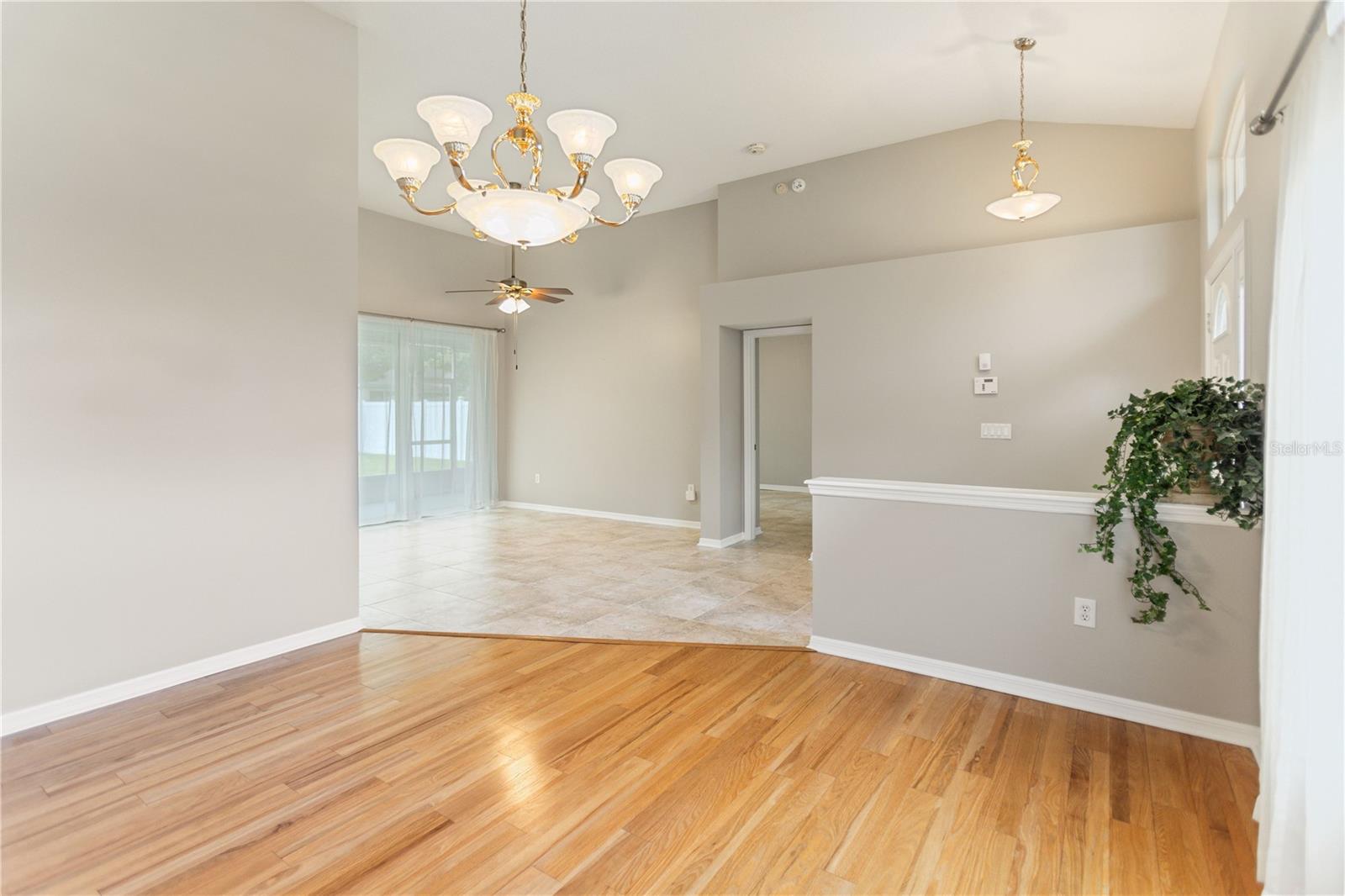 28402 Openfield Loop Property Photo 13