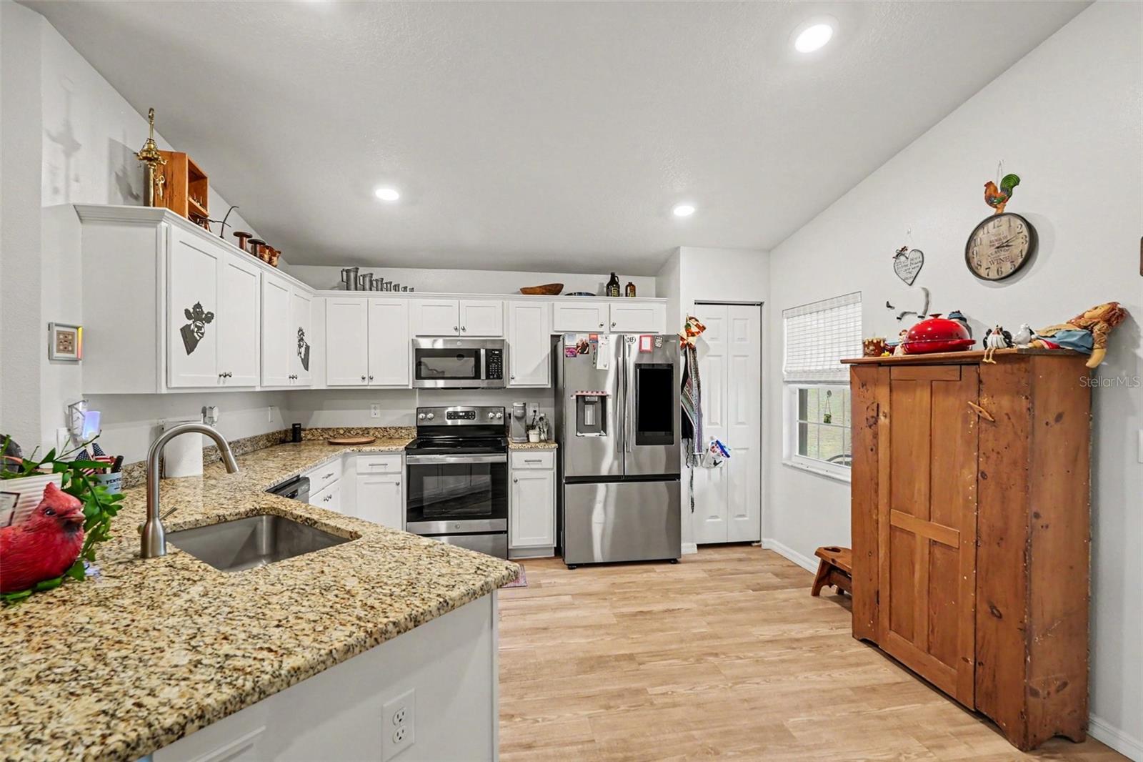 10541 S Drew Bryant Cir Property Photo 16