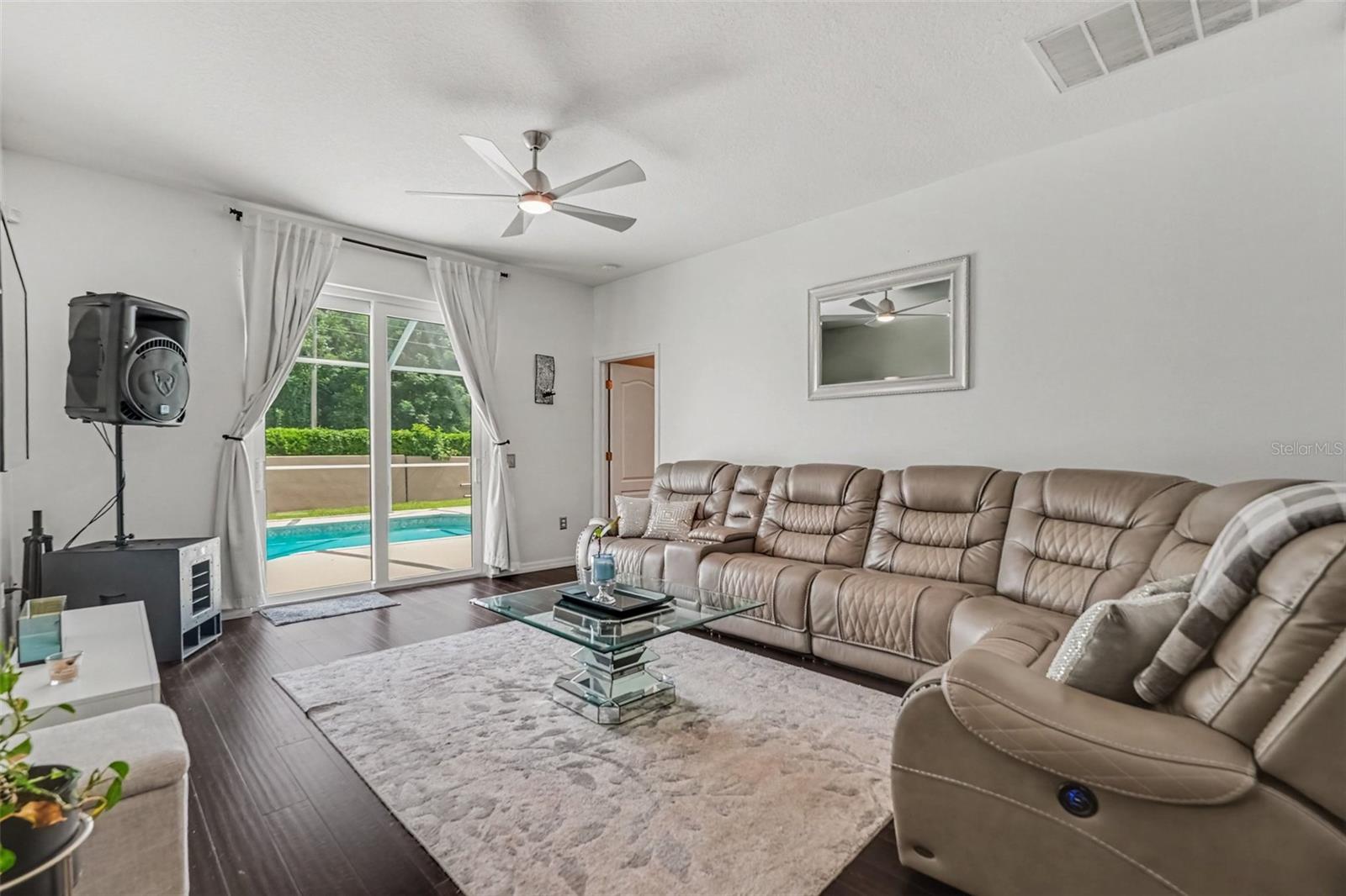 4304 Tarkington Drive Property Photo 10