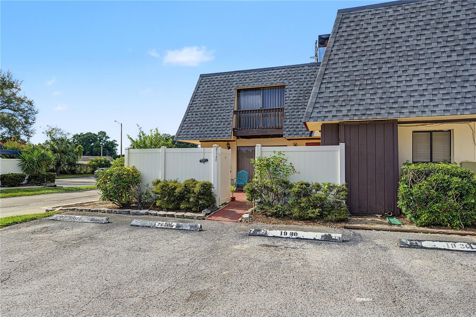 8119 Oak Trace Way #c Property Photo 26