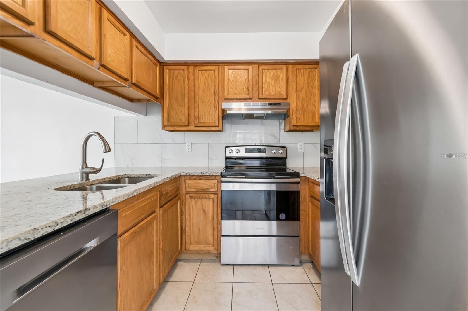 5182 Sunridge Palms Dr #5182 Property Photo 25