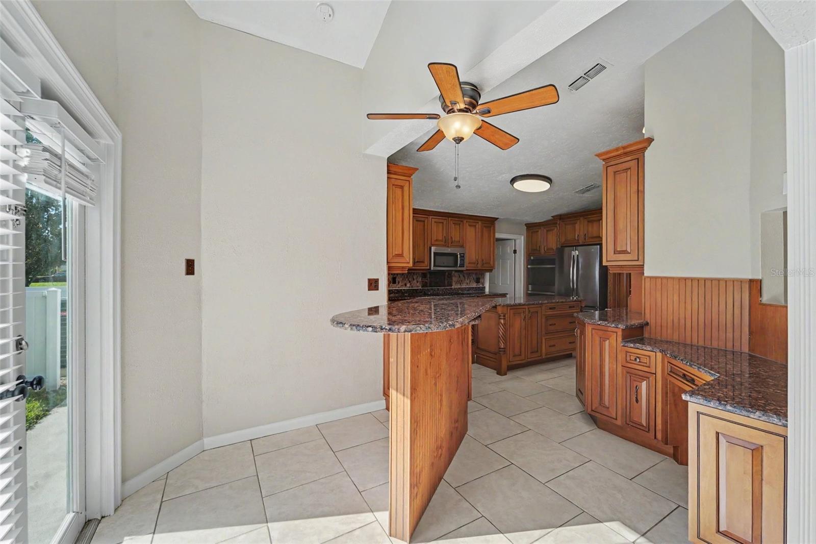 8807 Wellesly Ct Property Photo 14