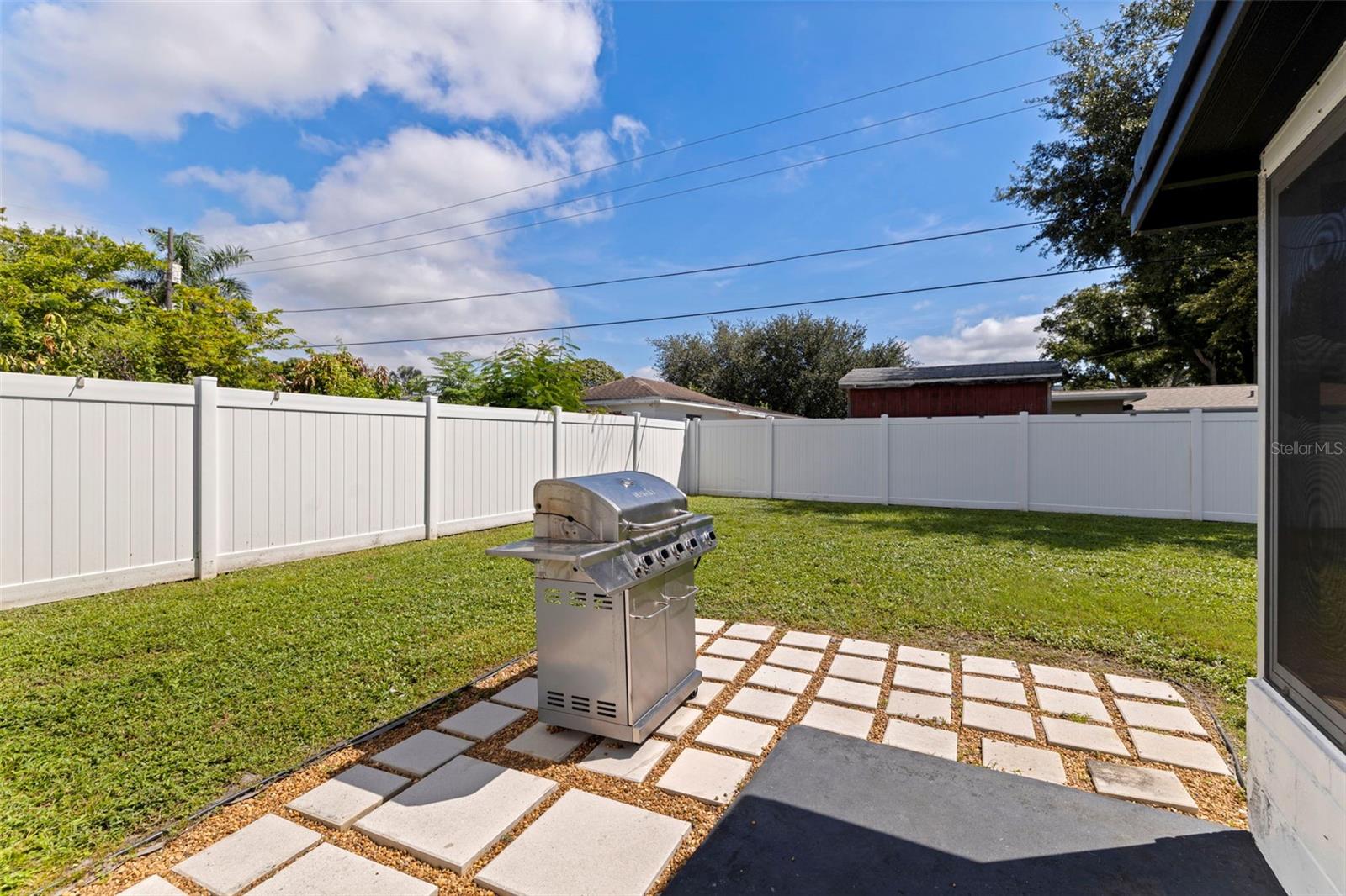 4333 61st Ln N Property Photo 25