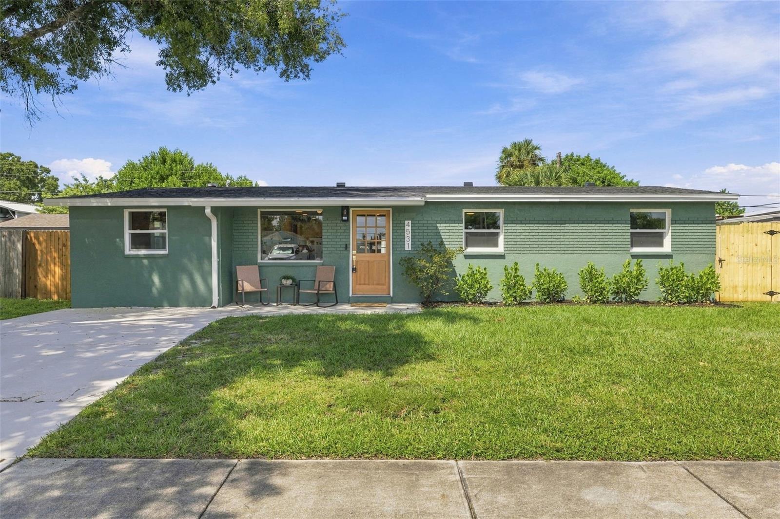 4531 W Fern St Property Photo 1