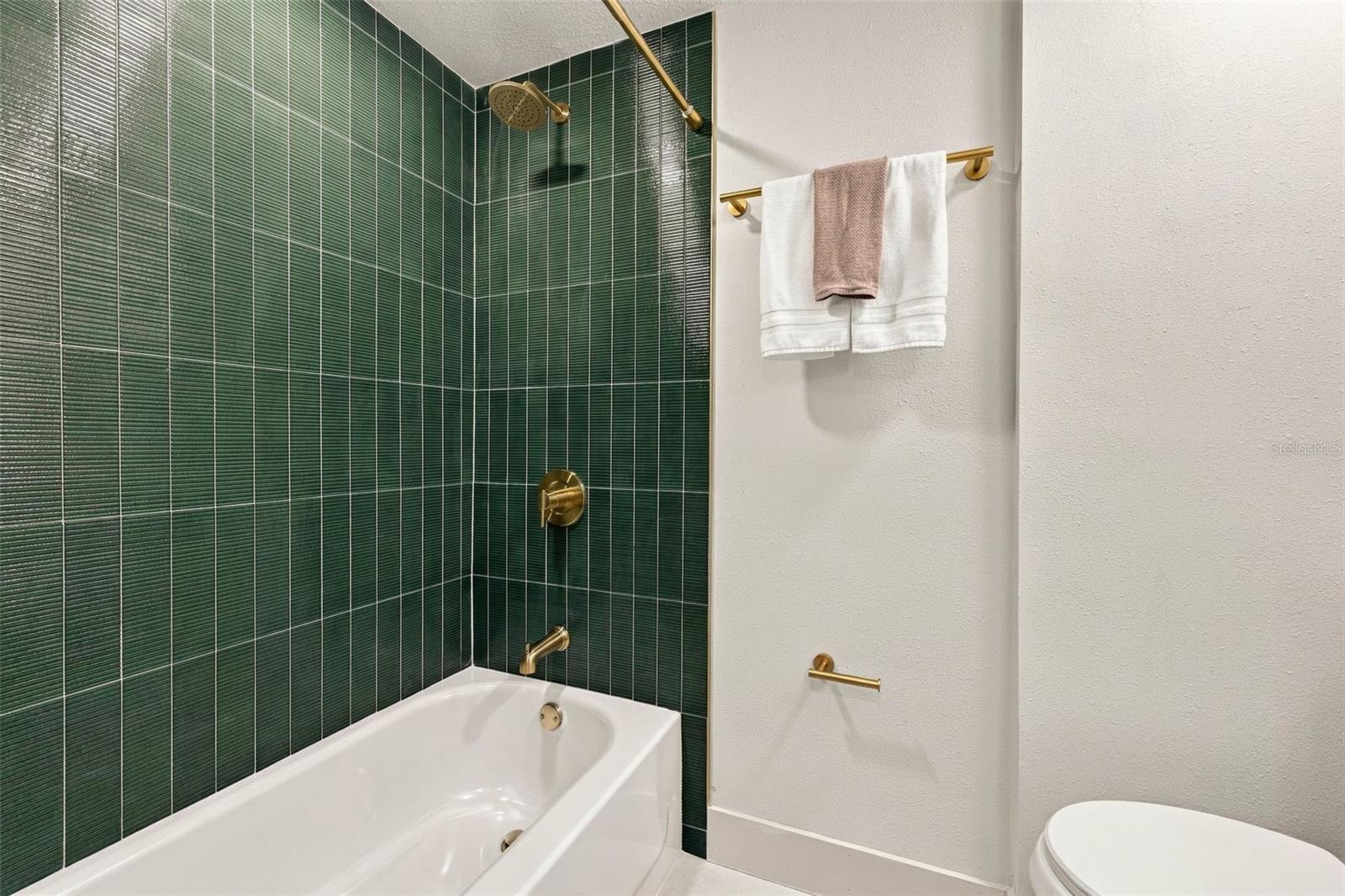 4531 W Fern St Property Photo 18