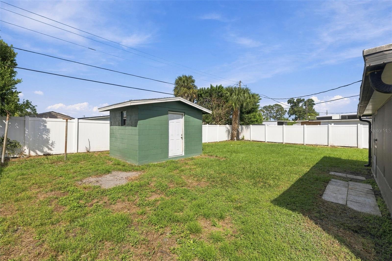 4531 W Fern St Property Photo 24
