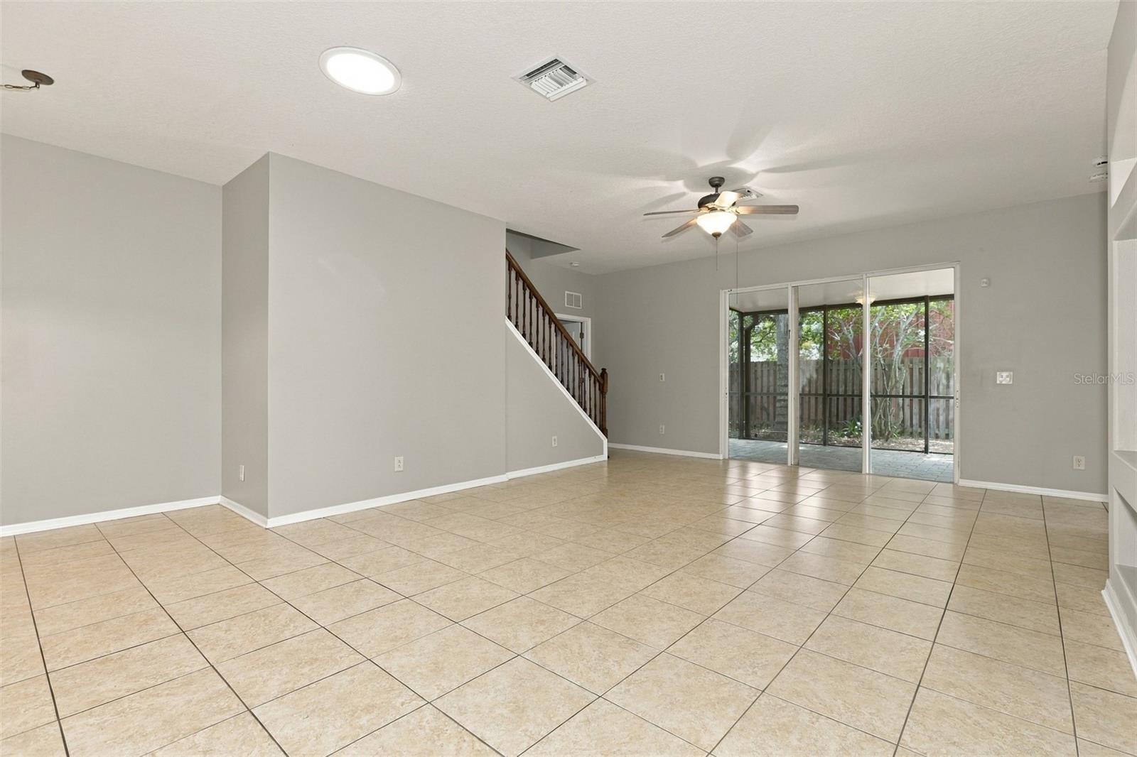 11409 Blue Lilac Ave Property Photo 5