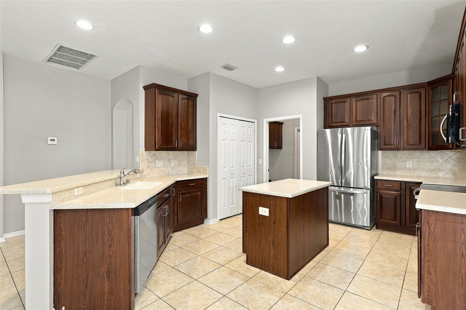 11409 Blue Lilac Ave Property Photo 14