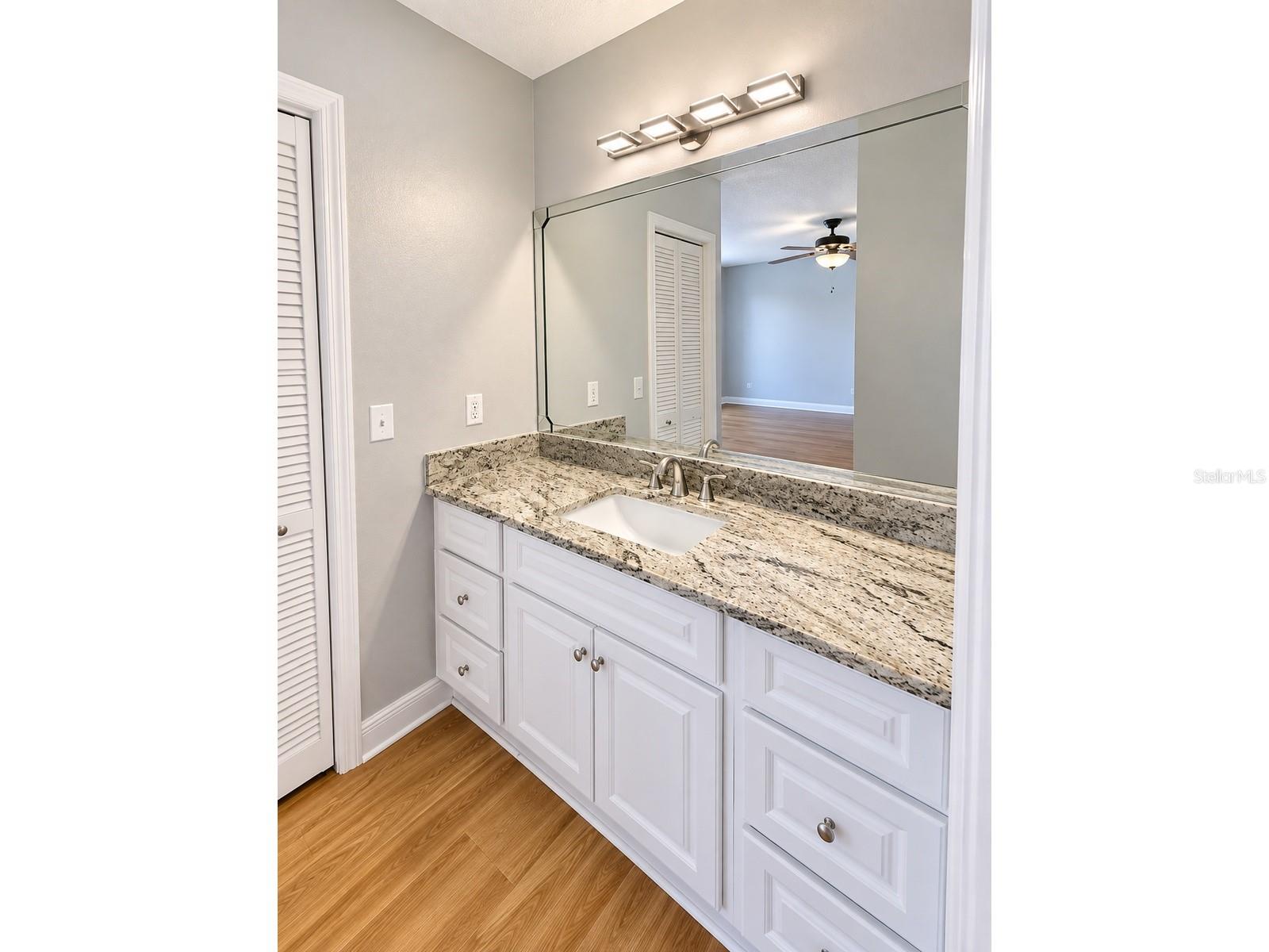 5124 Springwood Dr Property Photo 10