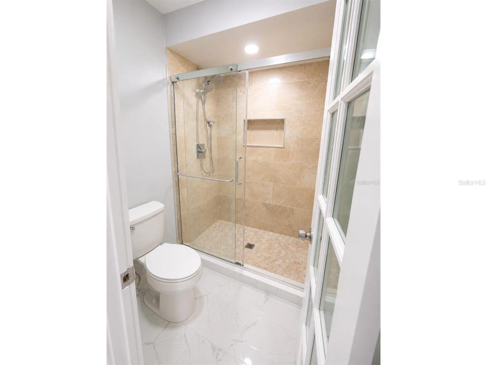 5124 Springwood Dr Property Photo 11