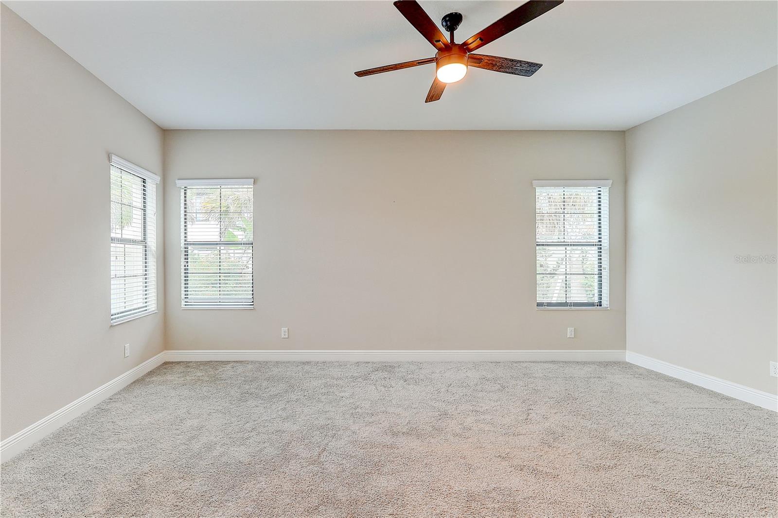 4000 Burdick Loop Property Photo 21