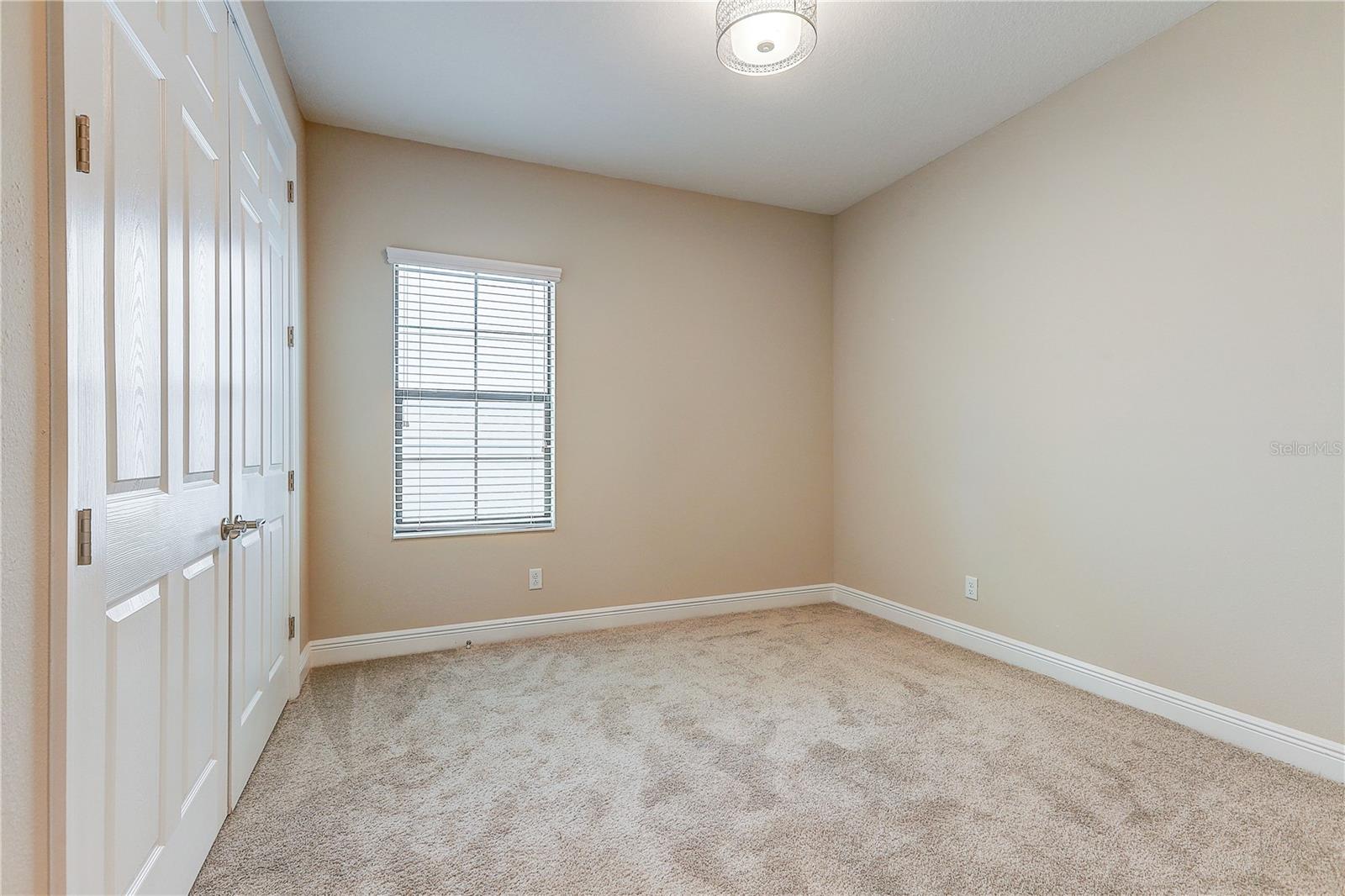 4000 Burdick Loop Property Photo 33
