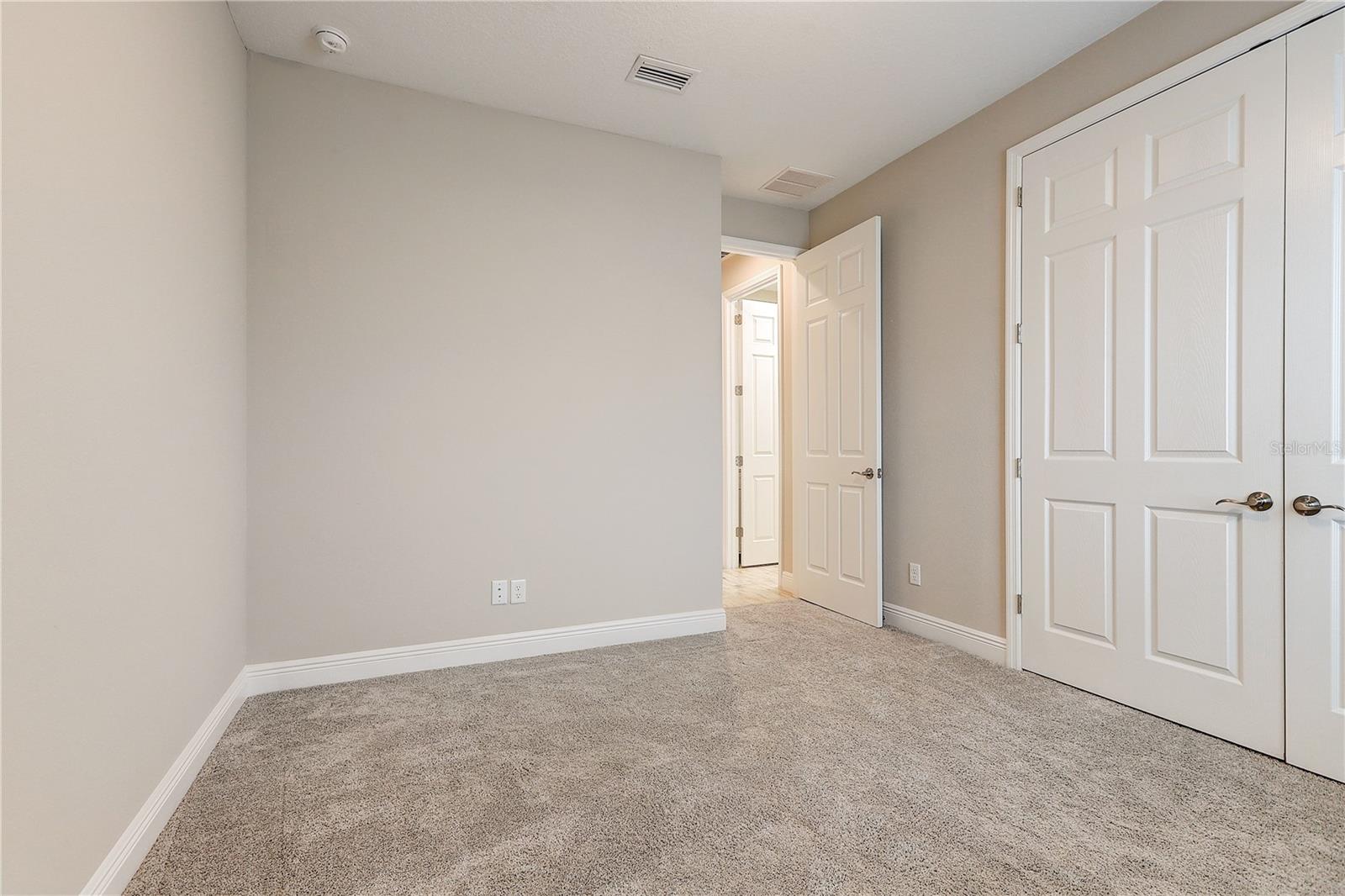 4000 Burdick Loop Property Photo 34