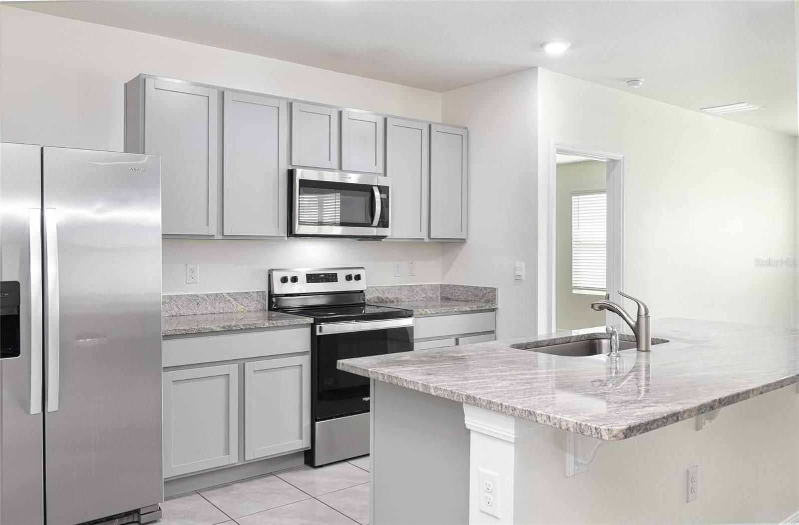 33692 Jasper Stone Dr Property Photo 5