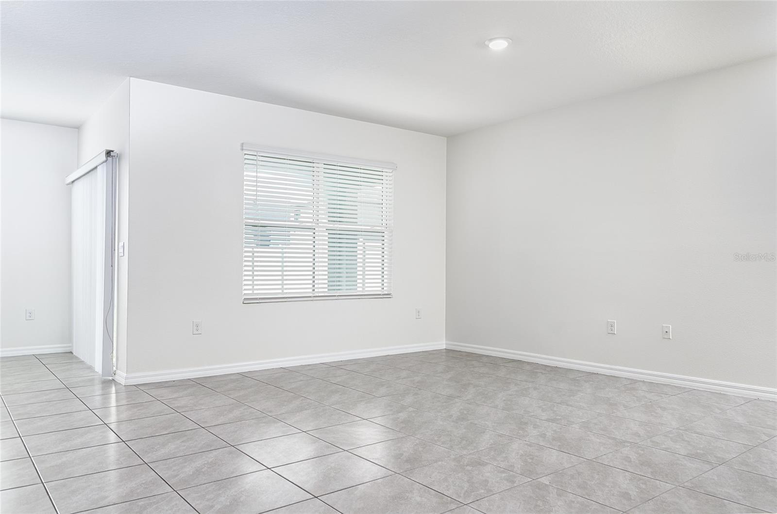 33692 Jasper Stone Dr Property Photo 9