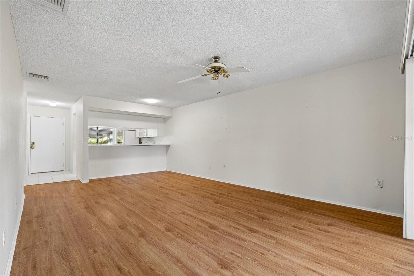 821 3rd Ave Sw #15/7 Property Photo 4