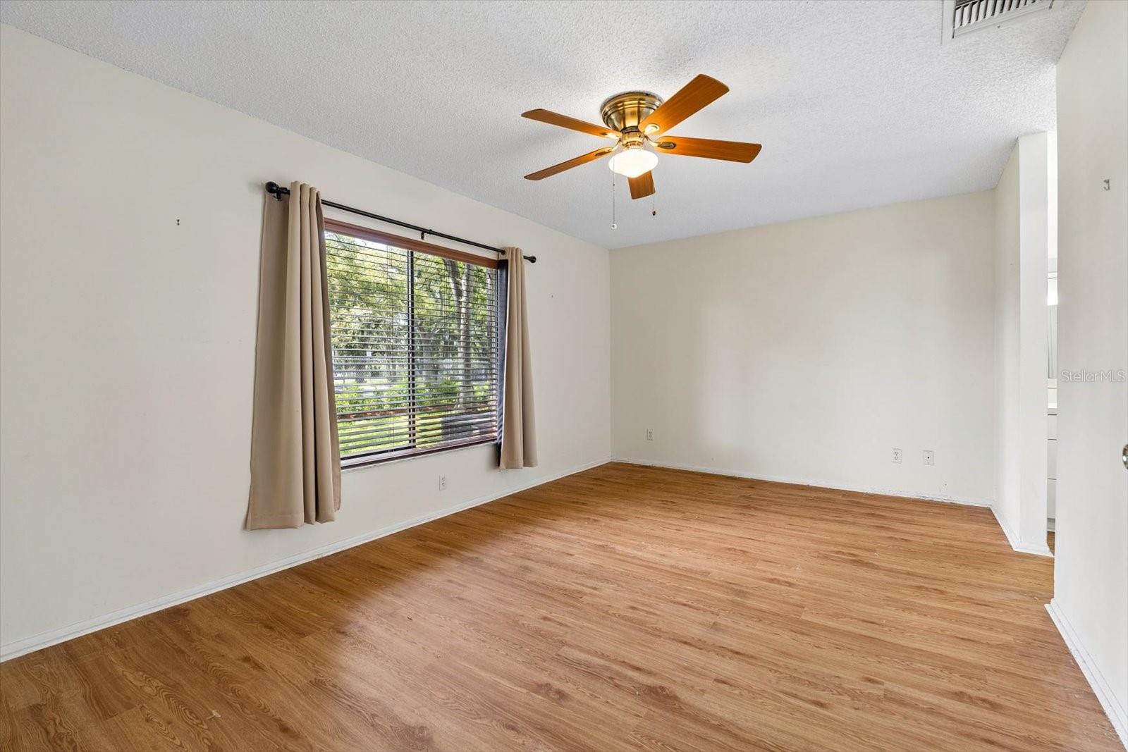 821 3rd Ave Sw #15/7 Property Photo 12
