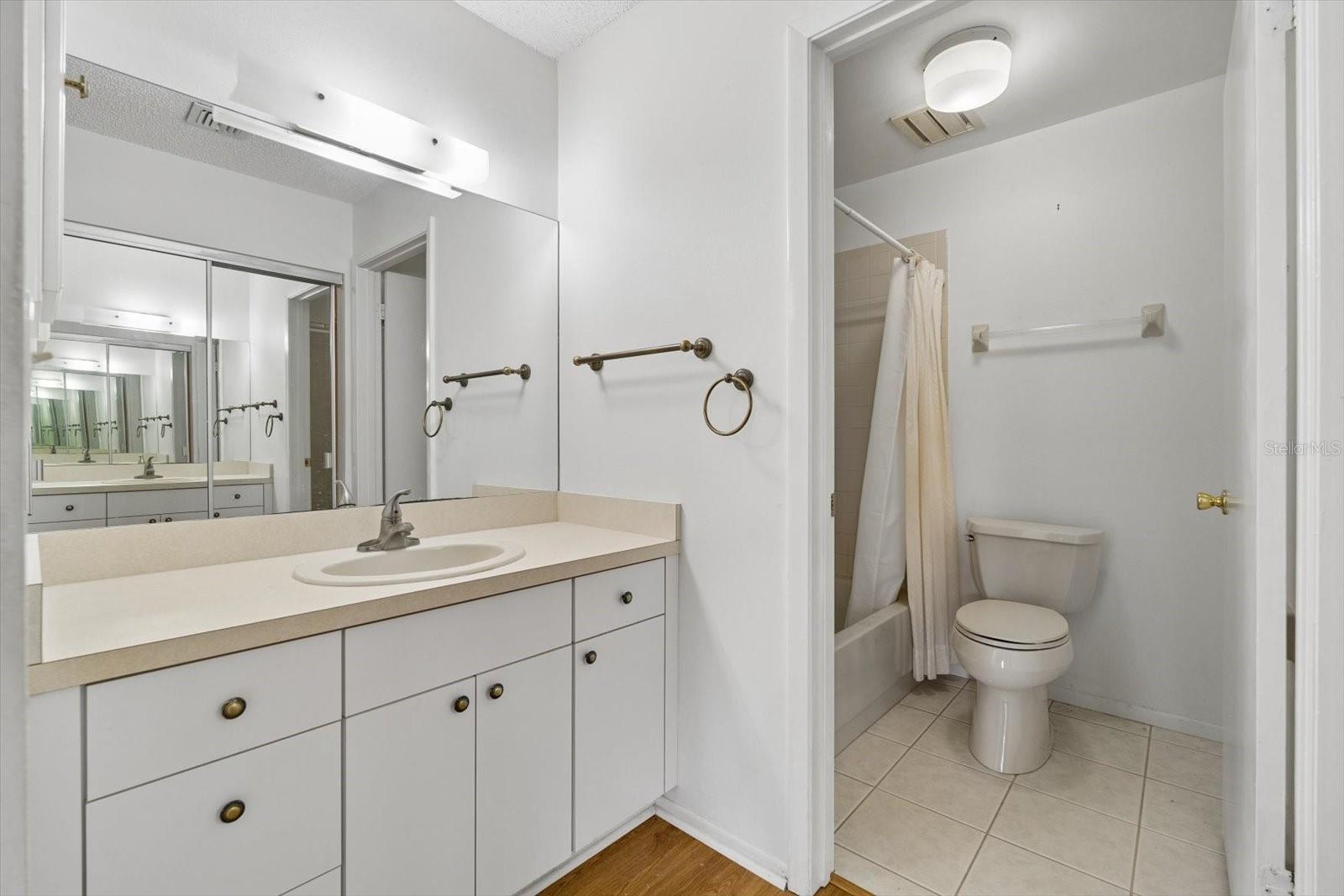 821 3rd Ave Sw #15/7 Property Photo 14