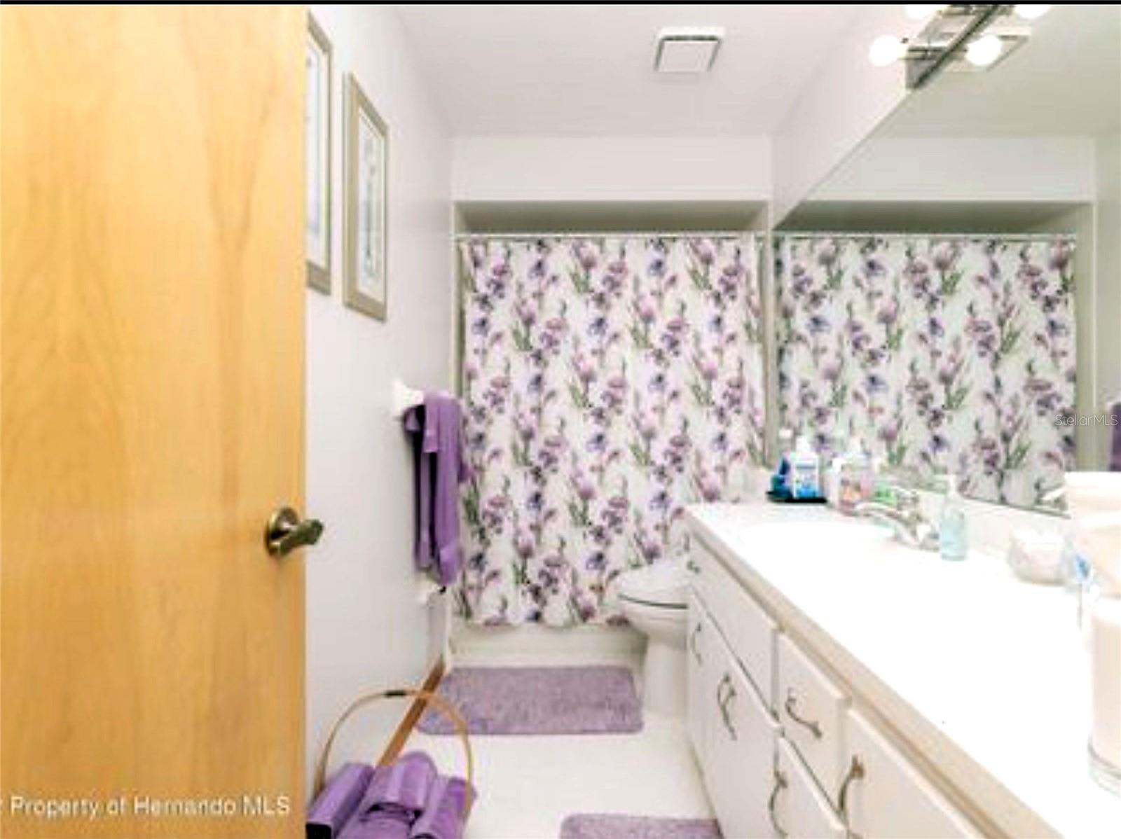 6004 Hugo Ave Property Photo 13
