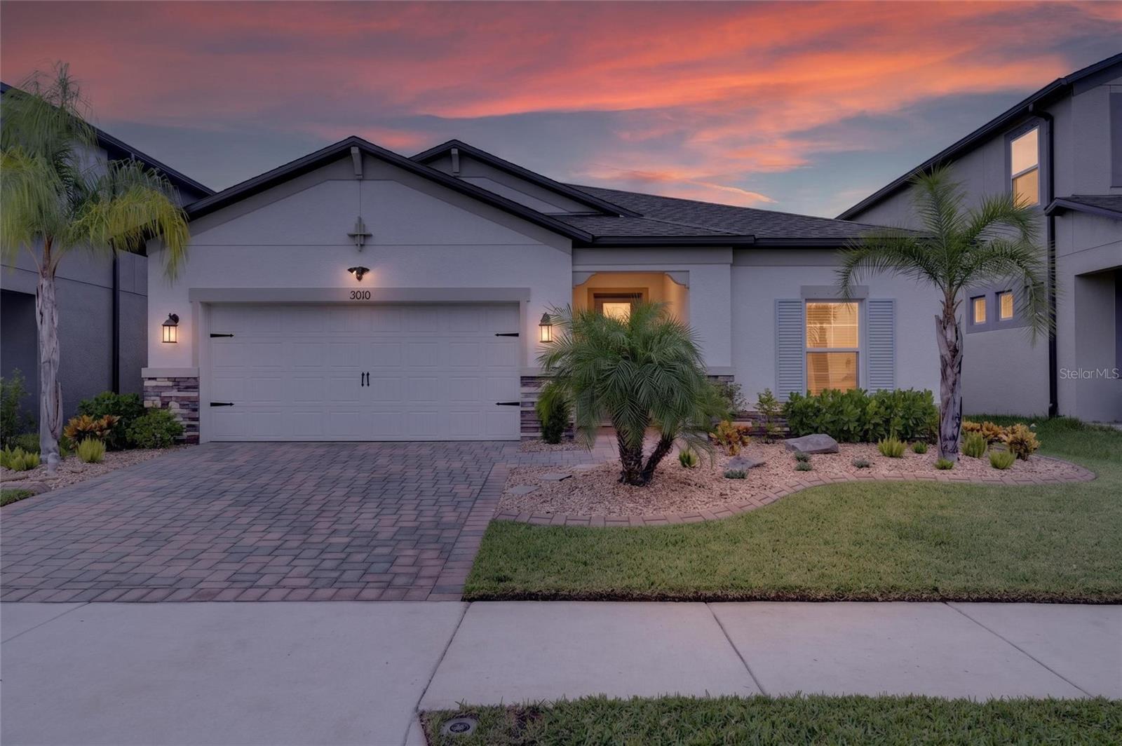 3010 Marine Grass Dr Property Photo 6