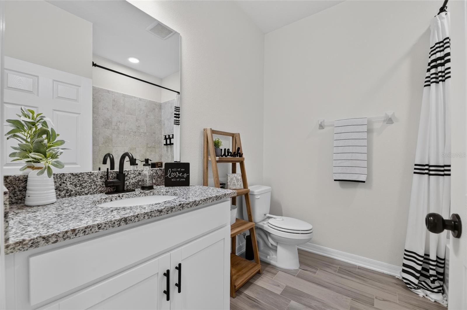 3010 Marine Grass Dr Property Photo 26