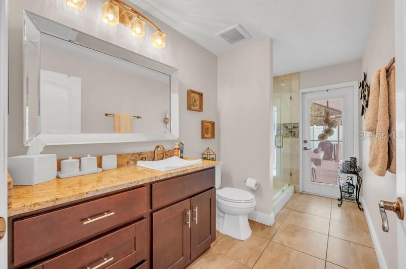 1001 Split Silk St Property Photo 29