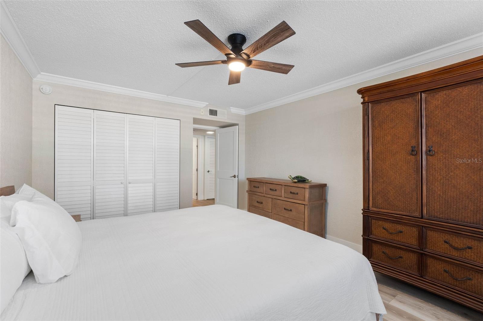 1400 Gulf Blvd #104 Property Photo 32