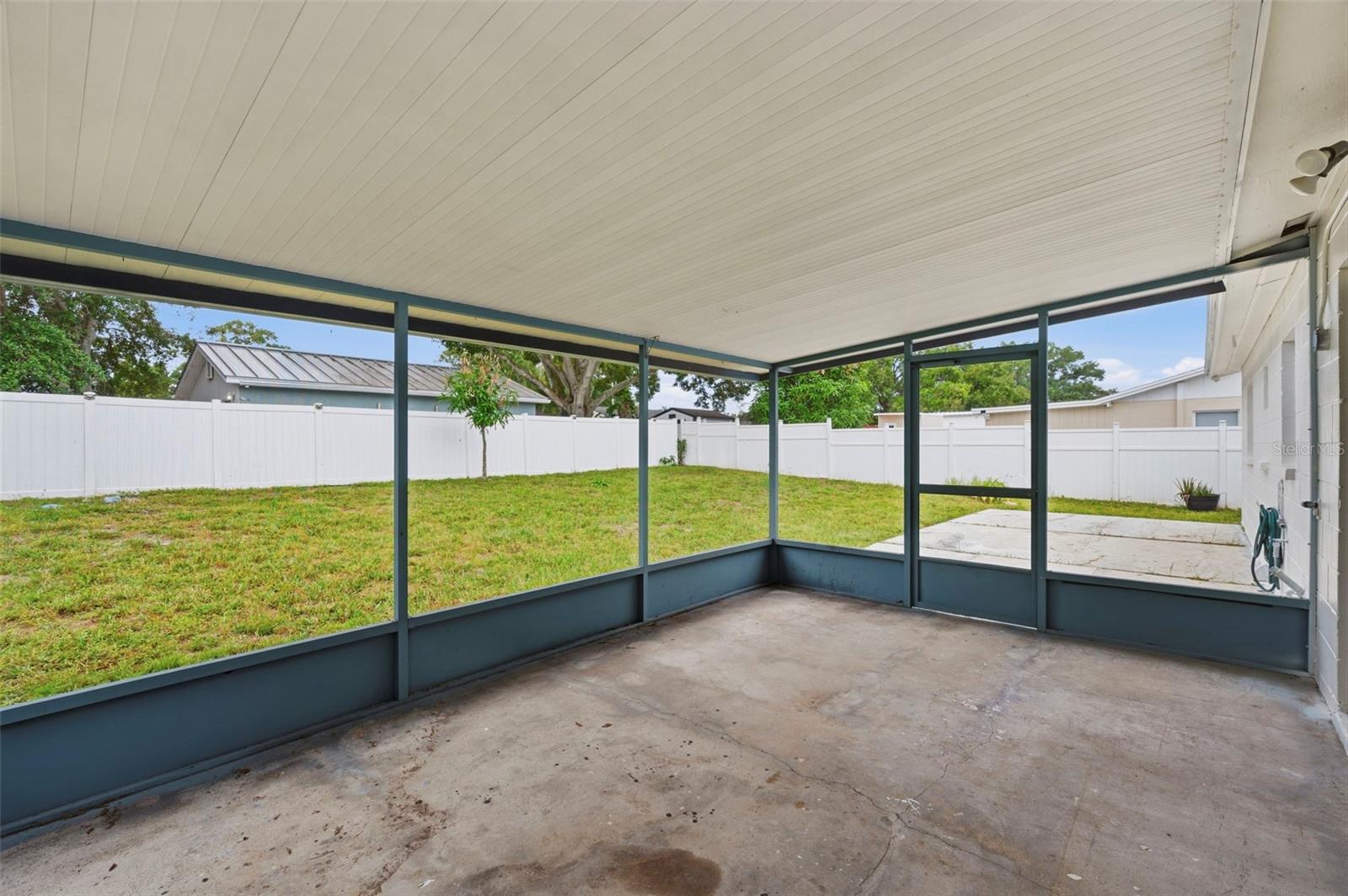 1719 Julian Lane Dr Property Photo 16