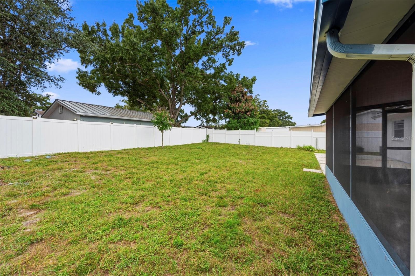 1719 Julian Lane Dr Property Photo 18
