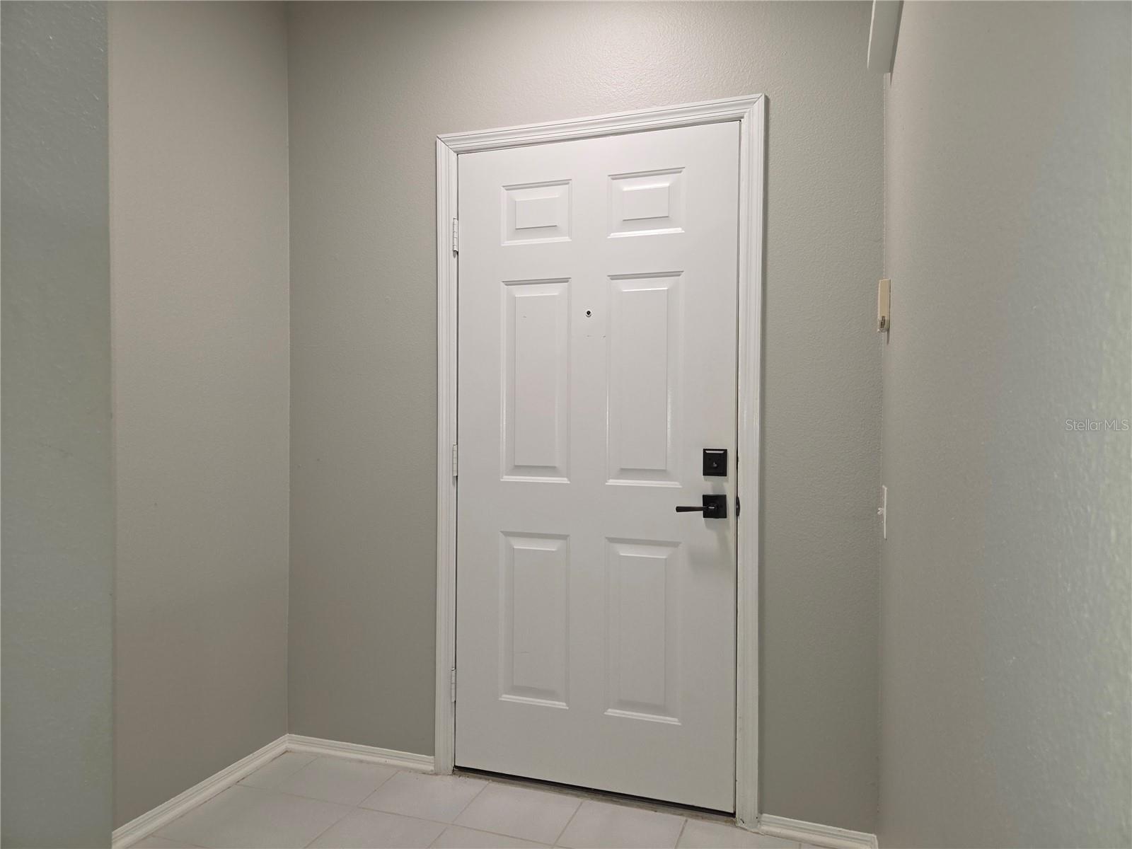 8664 Hunters Key Cir Property Photo 2