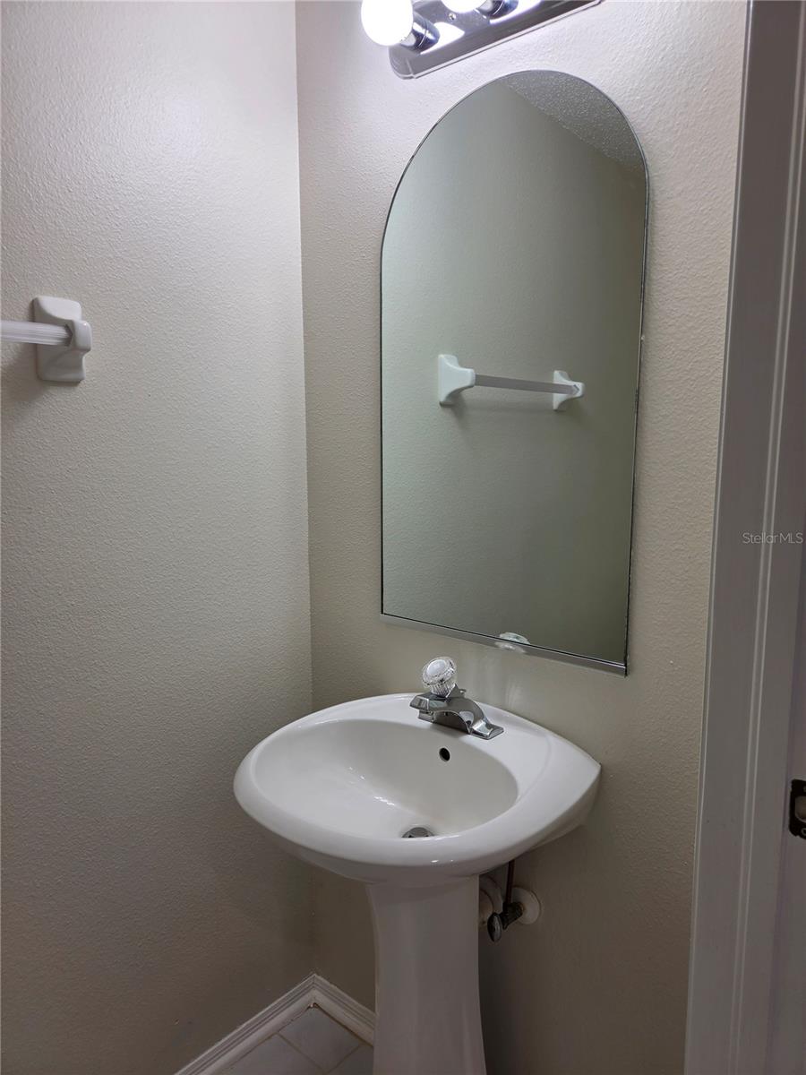 8664 Hunters Key Cir Property Photo 10