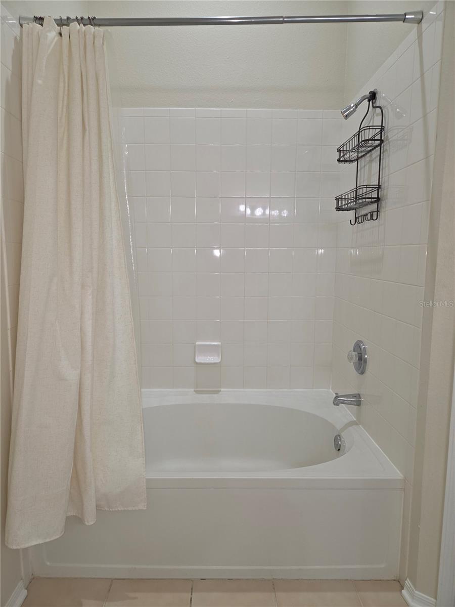 8664 Hunters Key Cir Property Photo 19