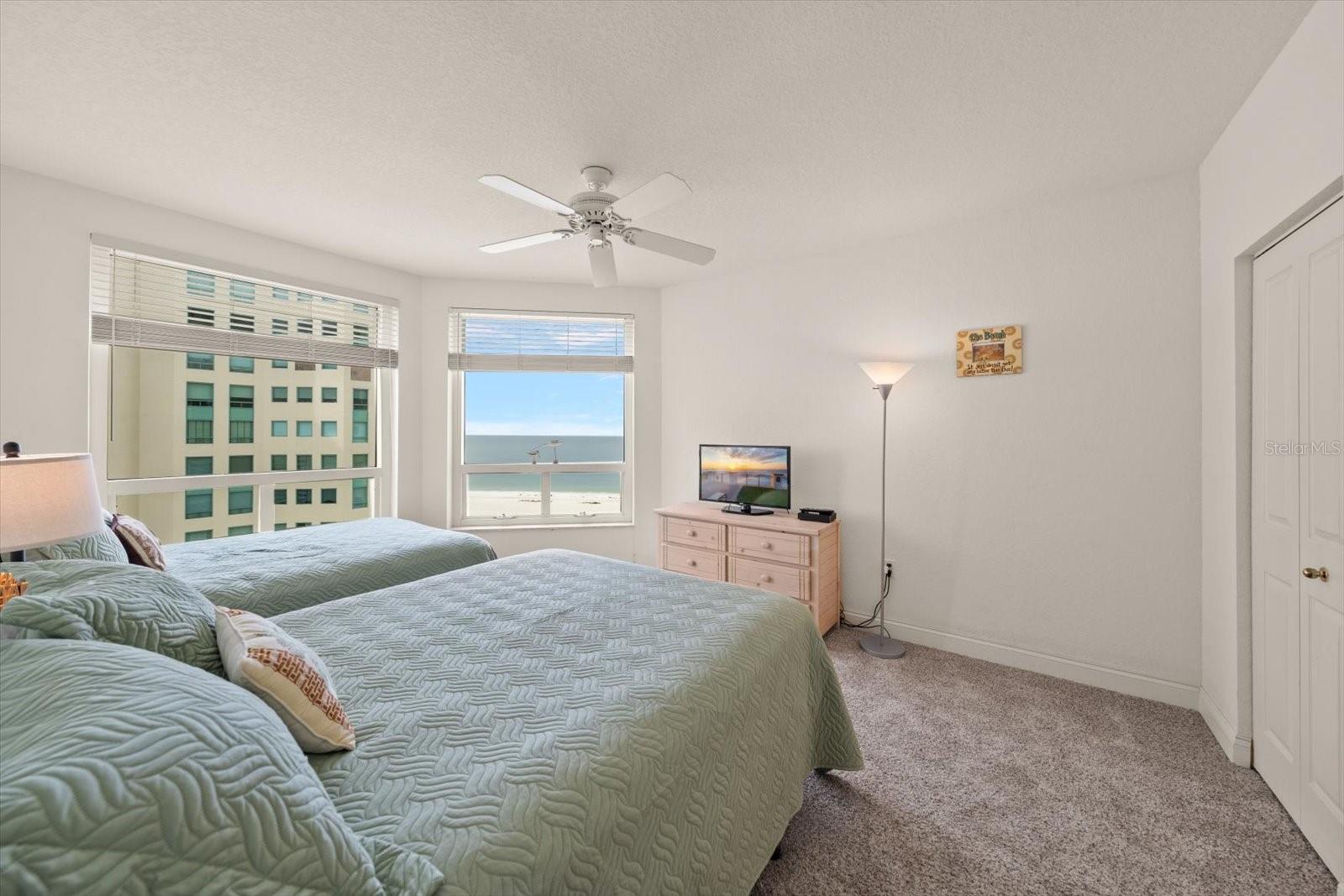 1170 Gulf Blvd #1605 Property Photo 37