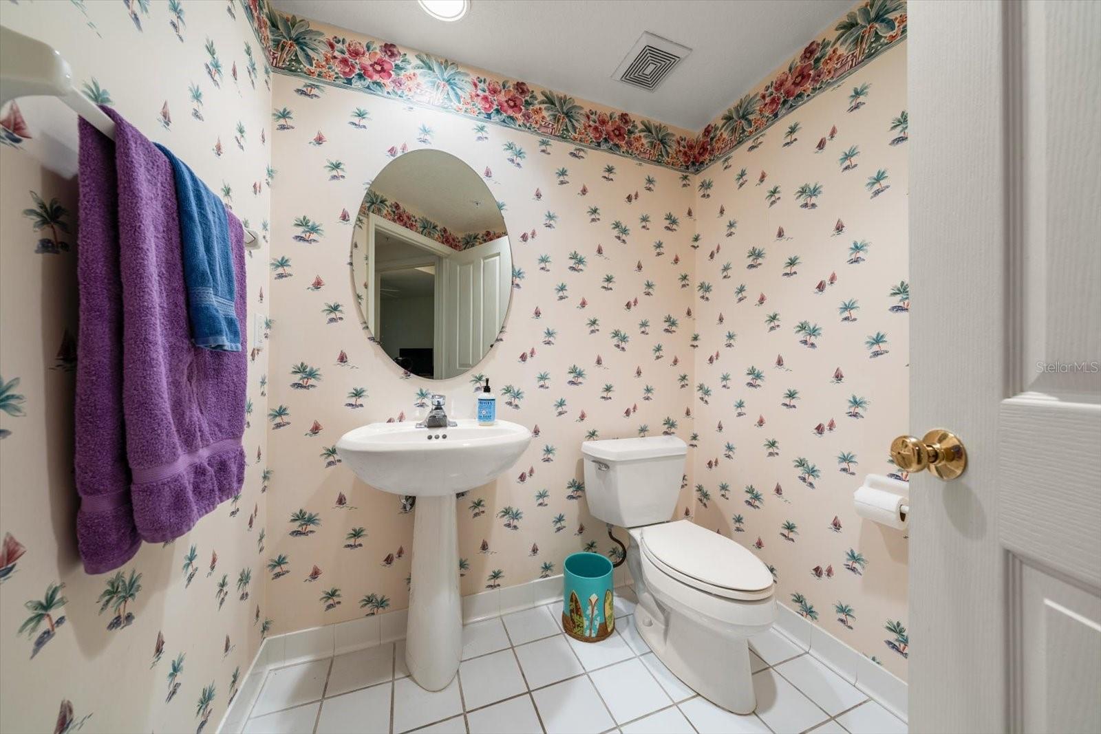 1170 Gulf Blvd #1605 Property Photo 42