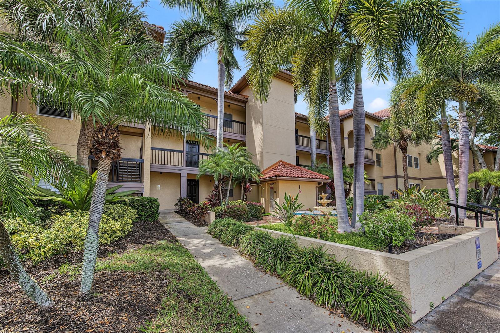 2400 Feather Sound Dr #123 Property Photo 2
