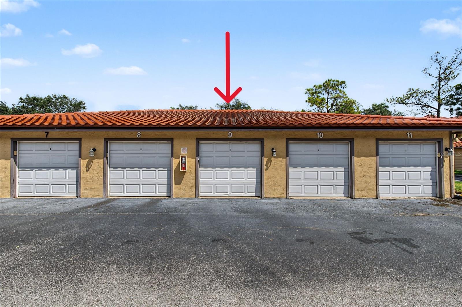 2400 Feather Sound Dr #123 Property Photo 11